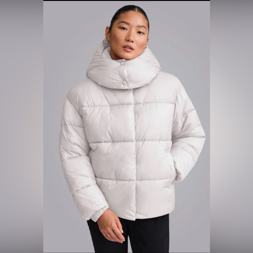 NVLT CIRE WONDER PUFFER LARGE IVORY VEGAN DOWN ANTHROPOLOGY Retail $199